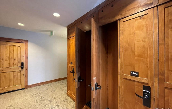 1800 Medicine Springs Drive Photo