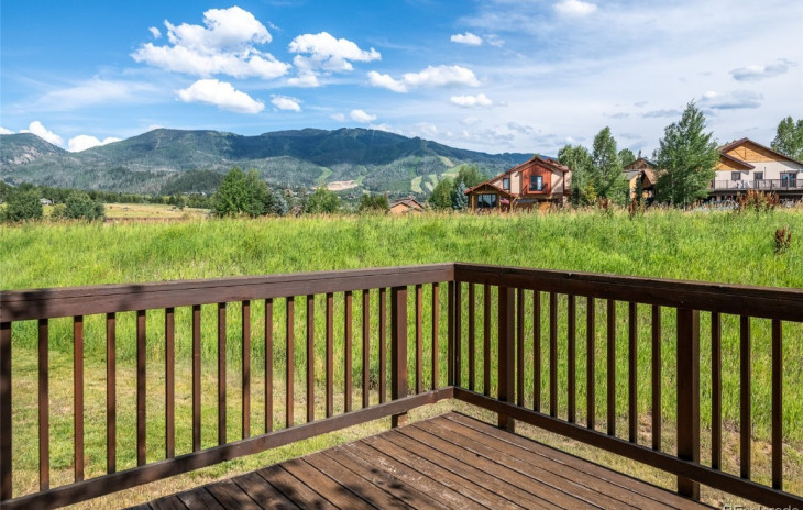 620 Parkview Drive Photo