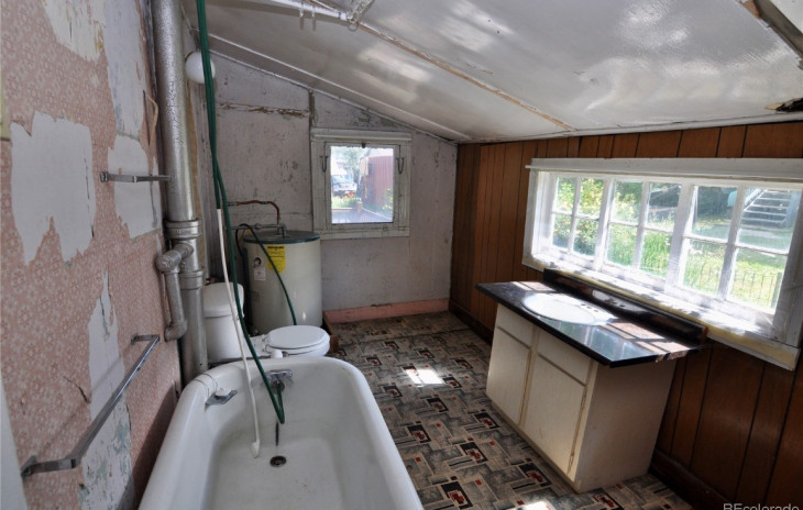 119 E Williams Street Photo
