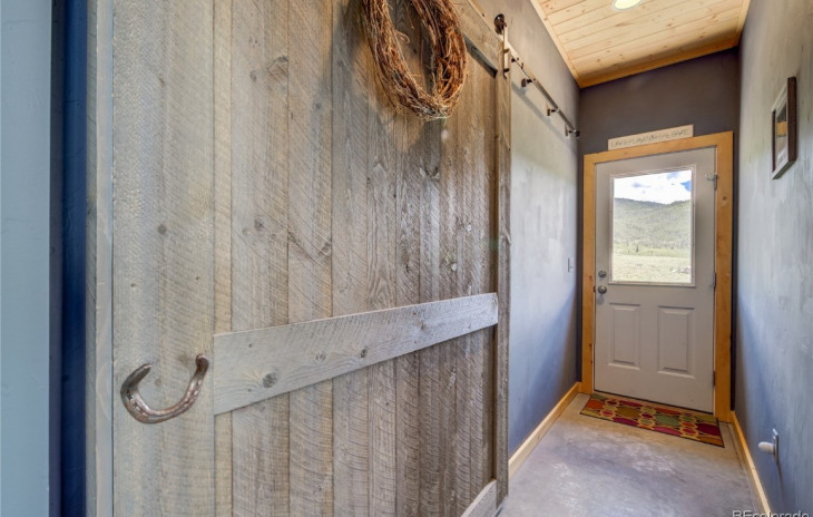 31610 Shoshone Way Photo