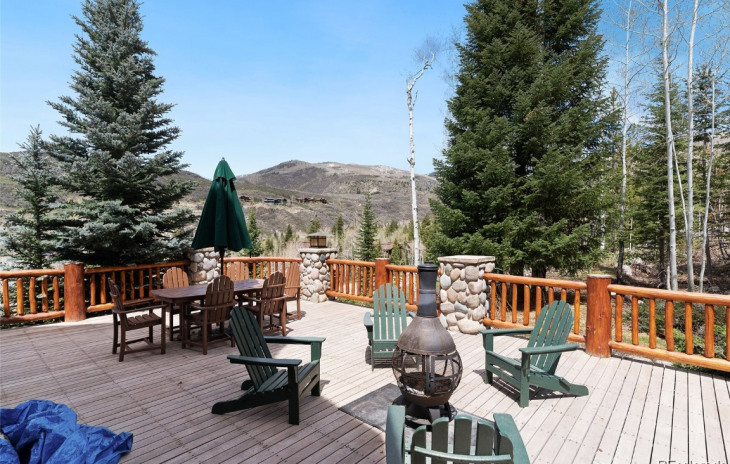 936 Steamboat Boulevard Photo