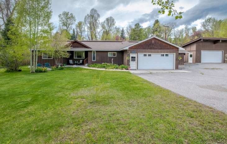 637 Pahwintah Street Photo