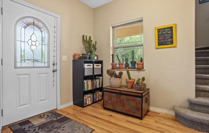 38835 Main Street Photo