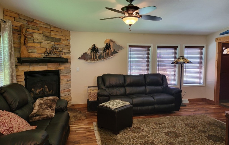 3227 Willowbrook Court Photo