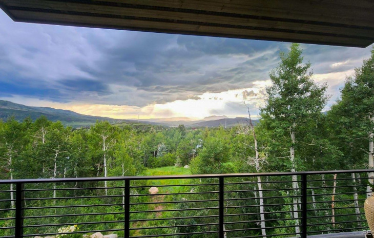 305 Boulder Ridge Road Photo