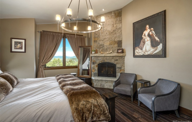 305 Boulder Ridge Road Photo