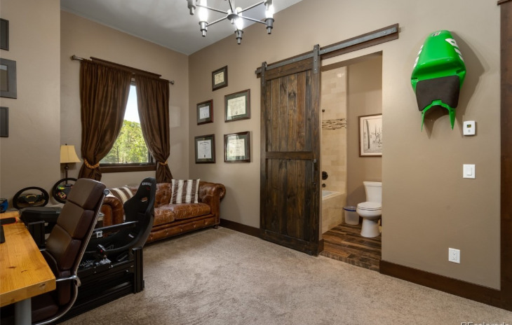305 Boulder Ridge Road Photo