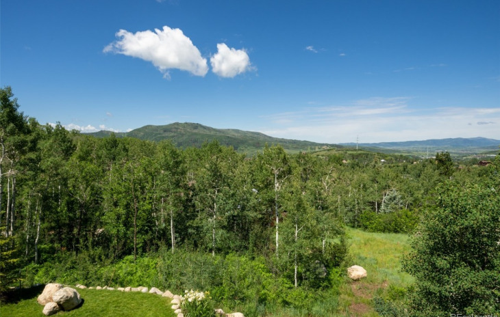 305 Boulder Ridge Road Photo