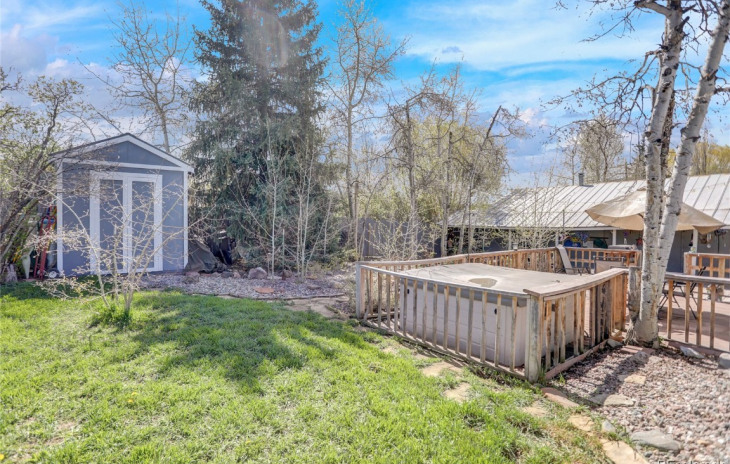 2535 Riverside Drive Photo