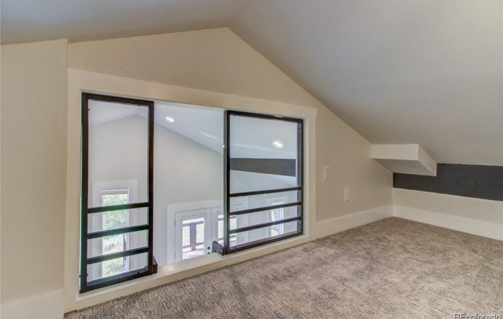 496 Tamarack Drive Photo