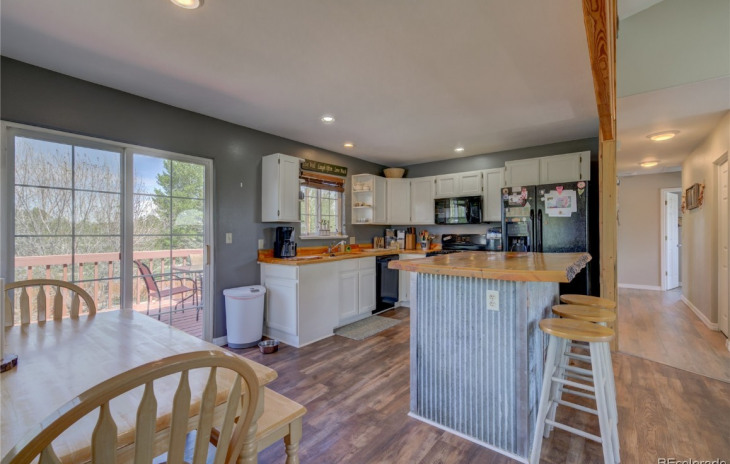 290 Harvest Drive Photo