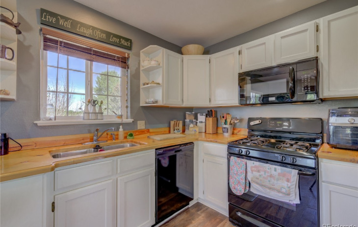 290 Harvest Drive Photo