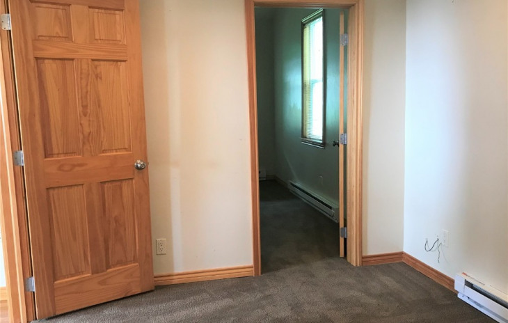 211 W Main Street Photo