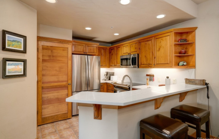 1463 Flattop Circle Photo