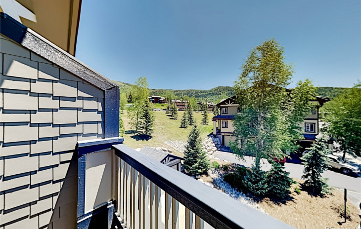 3325 Columbine Drive Photo