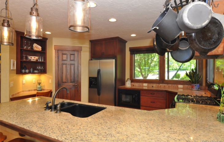 215 Huckleberry Lane Photo