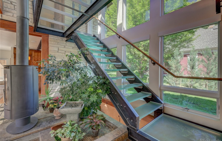 24 Maple Street Photo