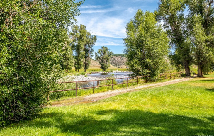 41350 River Vision Way Photo