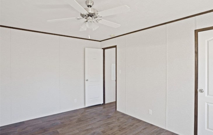 400 Willow Bend Photo