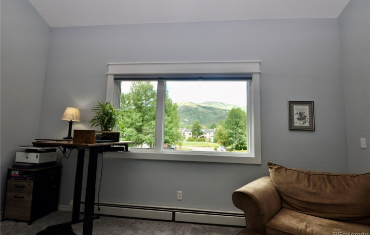 1210 Meadowood Lane Photo