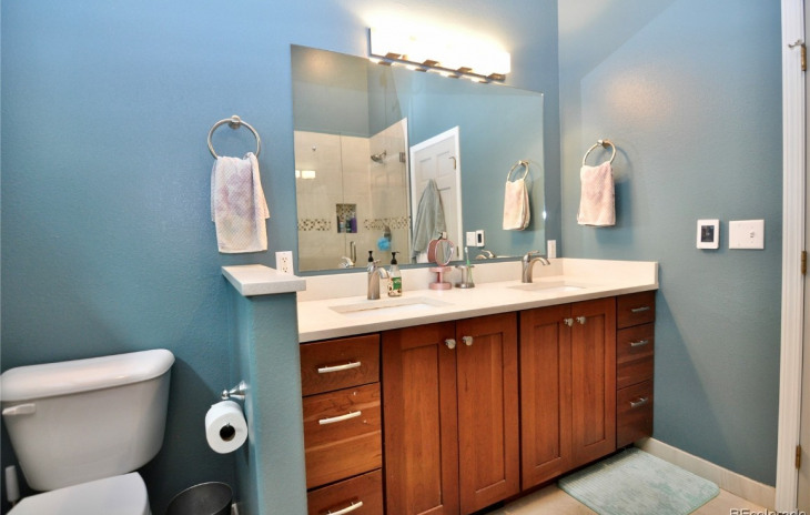 1210 Meadowood Lane Photo