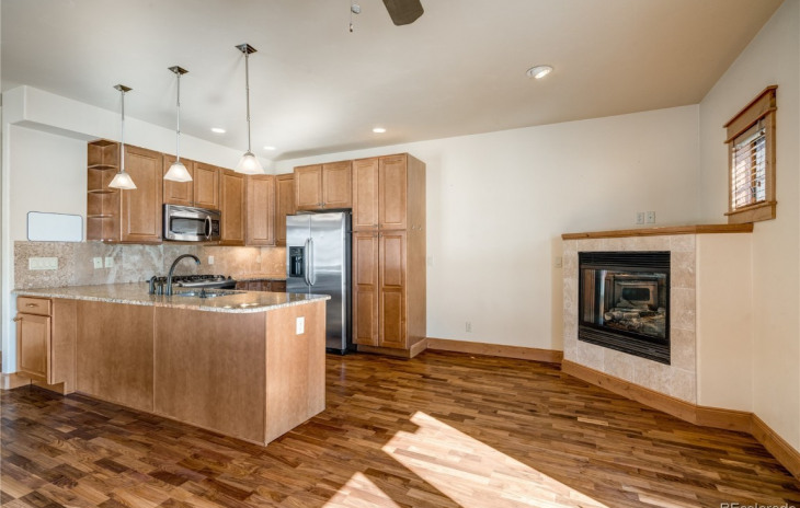 829 Majestic Circle Photo