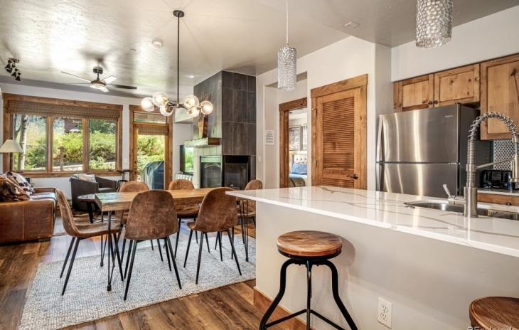 2920 Village Drive Photo