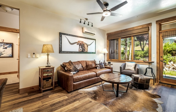 2920 Village Drive Photo