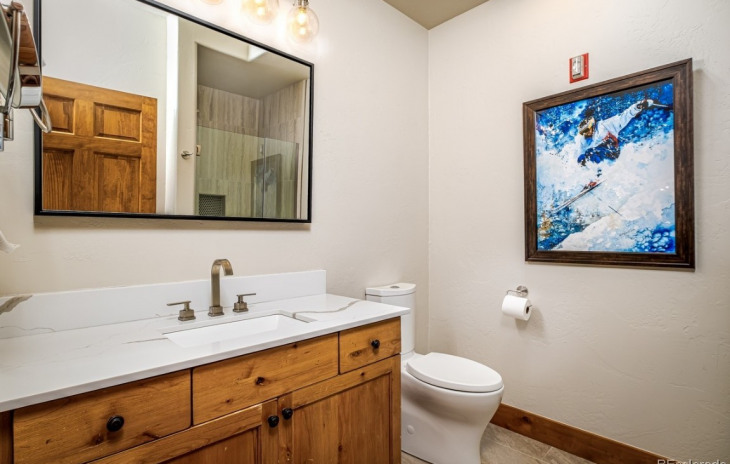 2920 Village Drive Photo