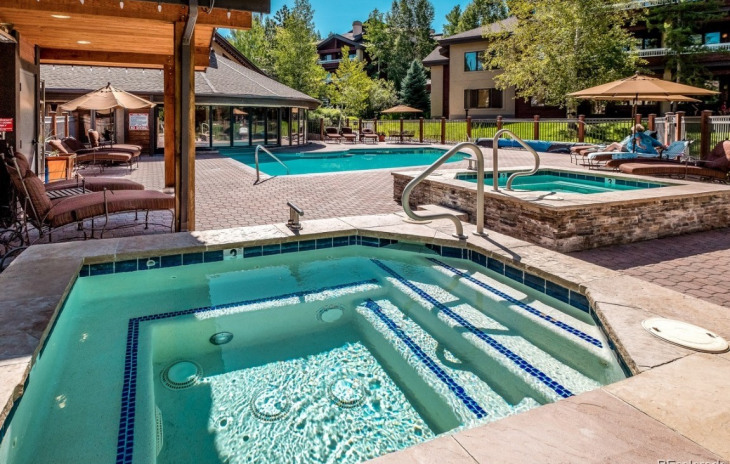 2920 Village Drive Photo