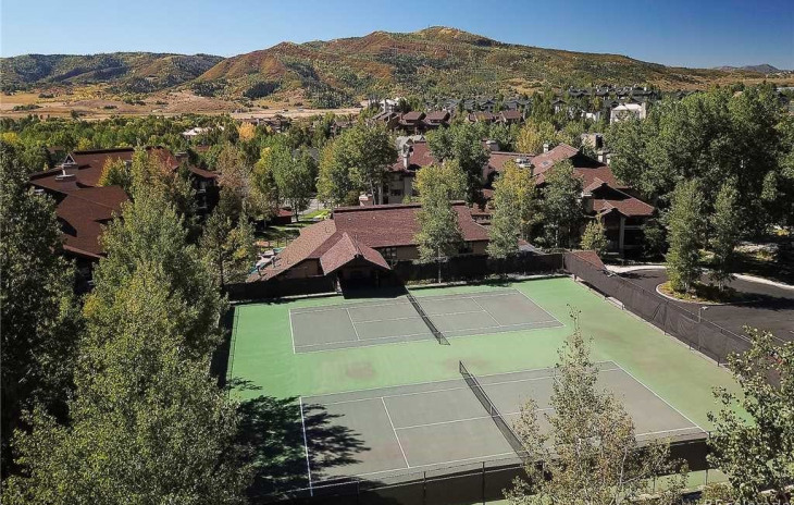 2920 Village Drive Photo