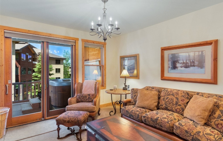 2905 Mountaineer Circle Photo