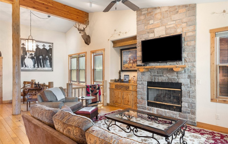 2905 Mountaineer Circle Photo