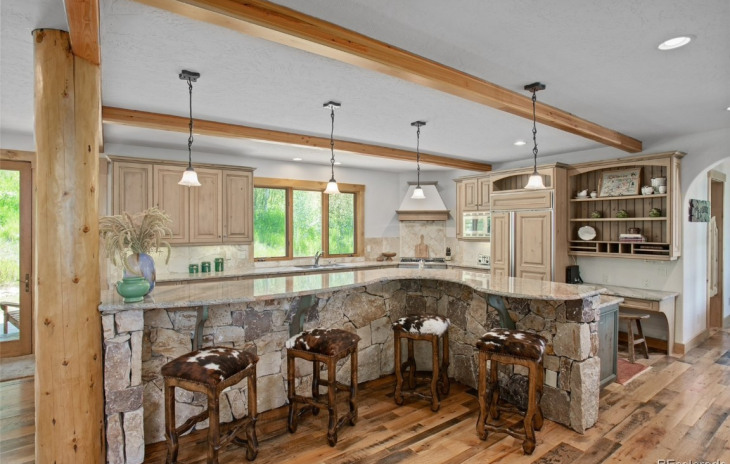 1835 Hunters Court Photo