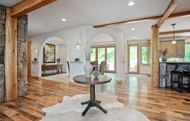 1835 Hunters Court Photo