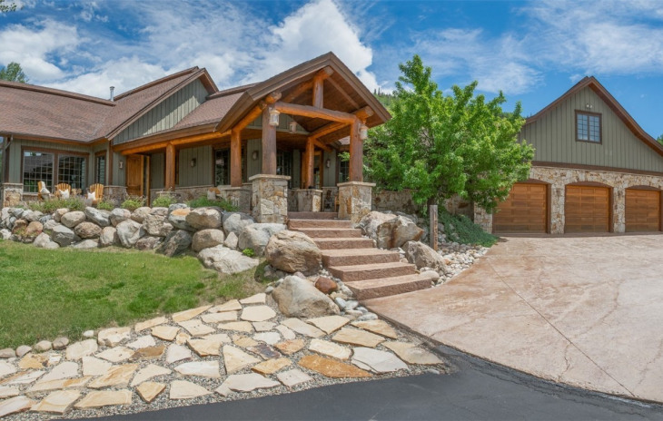 1835 Hunters Court Photo