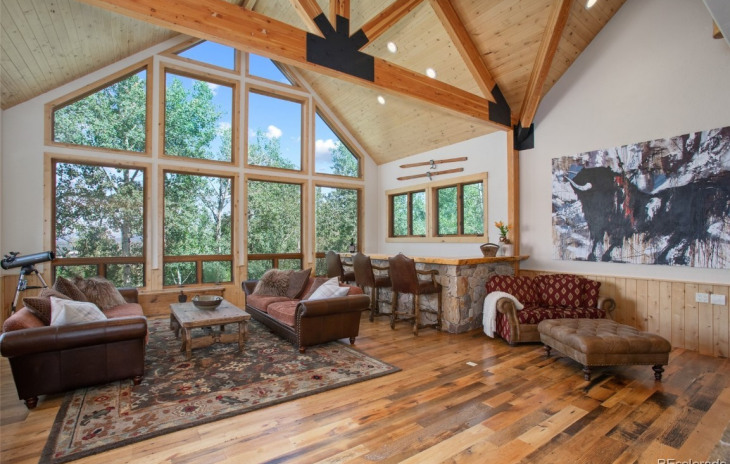 1835 Hunters Court Photo