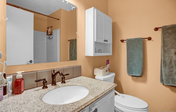 21555 Second Avenue Photo