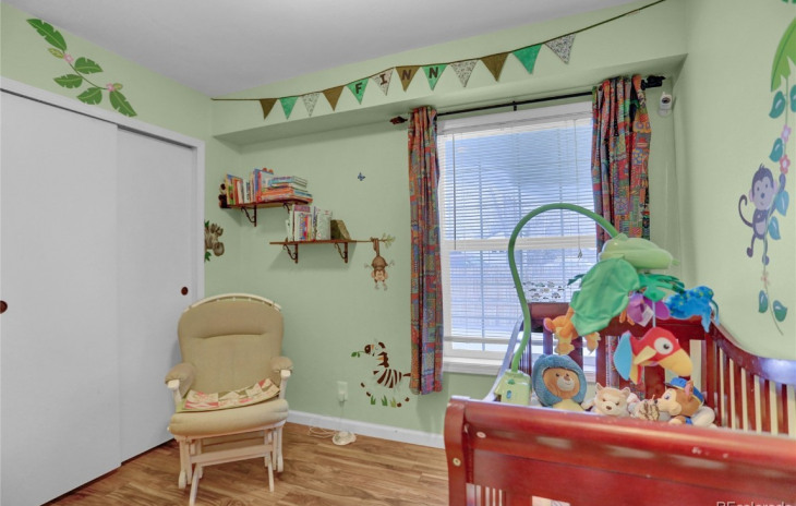 21555 Second Avenue Photo