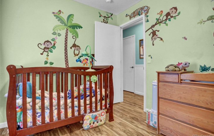21555 Second Avenue Photo