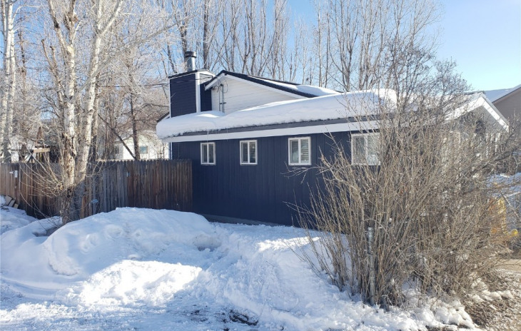 21555 Second Avenue Photo