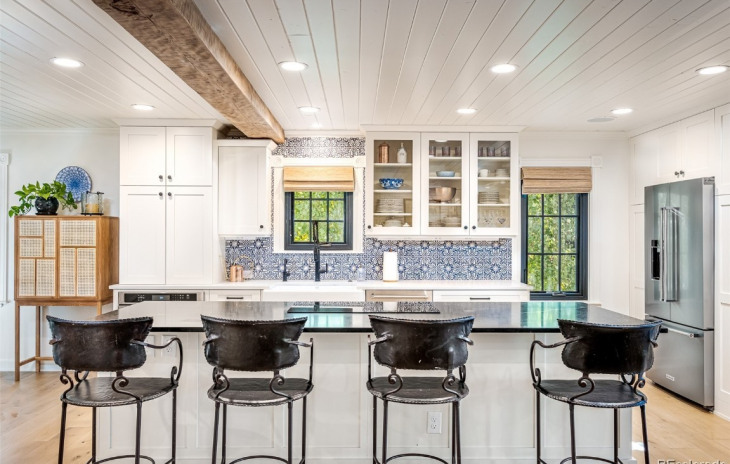 535 Pine Street Photo