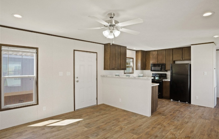 400 Willow Bend Photo