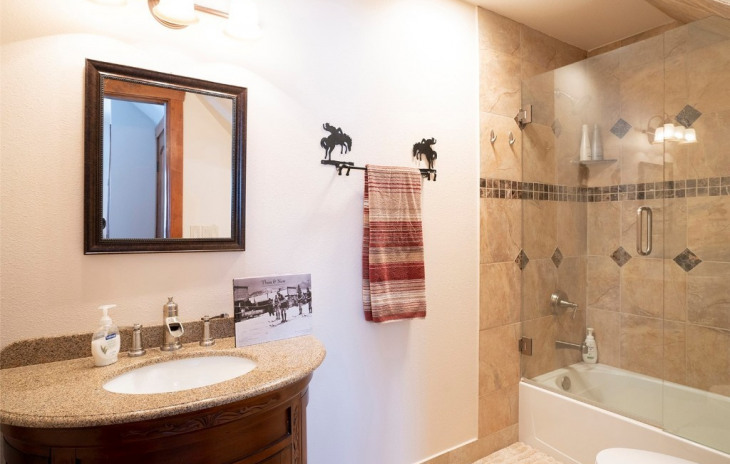 57735 & 57730 Brown Lane Photo