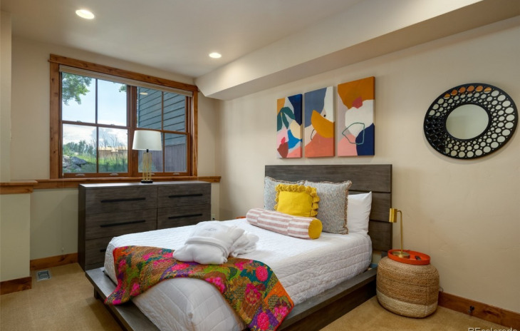 2053 Indian Summer Drive Photo