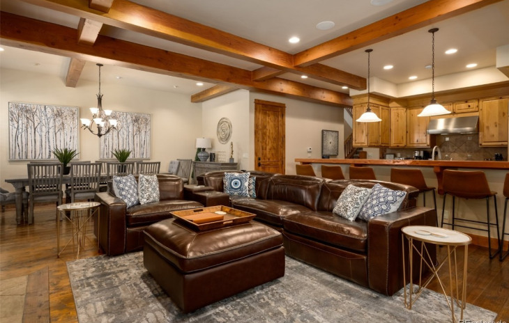 2053 Indian Summer Drive Photo