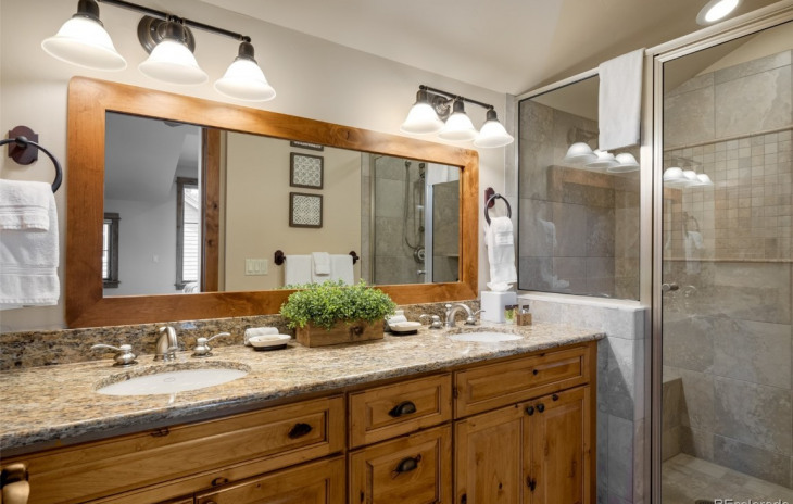 2053 Indian Summer Drive Photo
