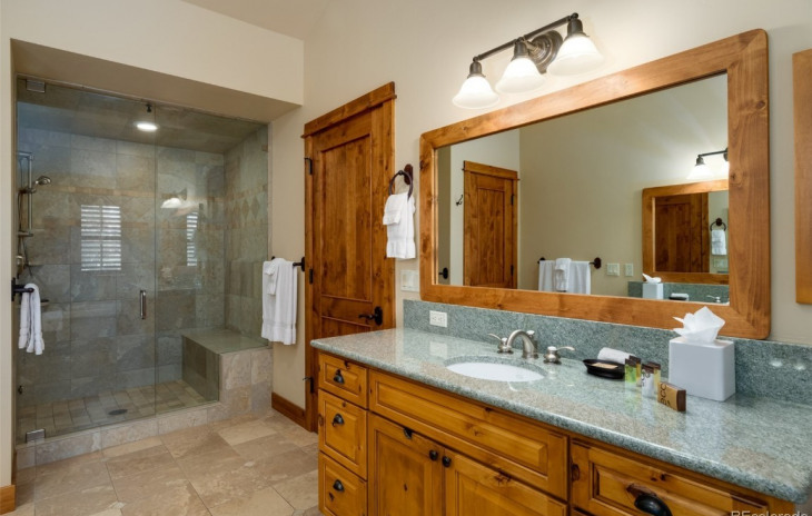 2053 Indian Summer Drive Photo