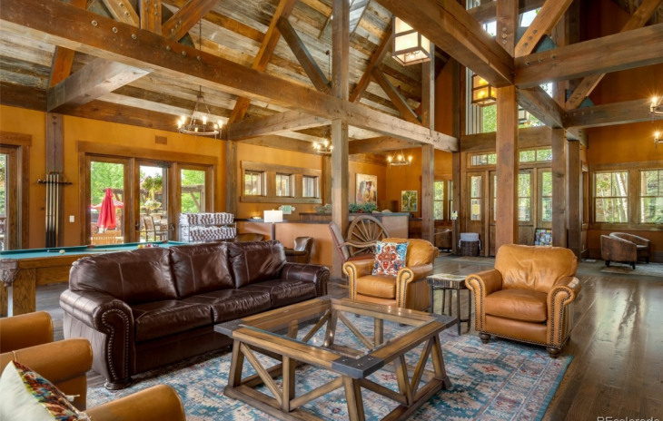 2053 Indian Summer Drive Photo