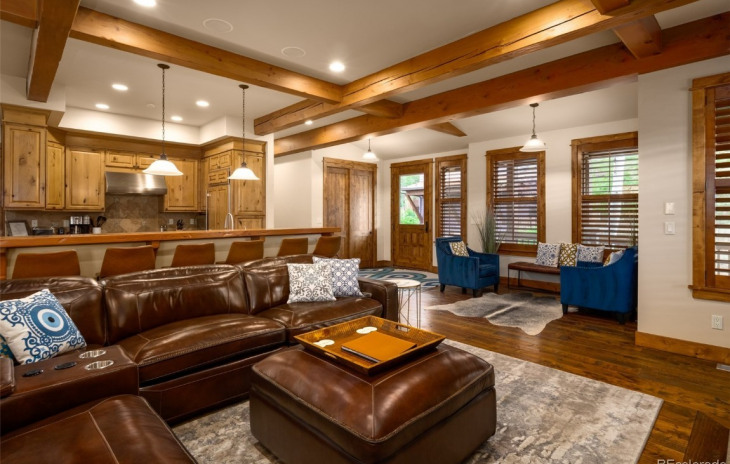 2053 Indian Summer Drive Photo
